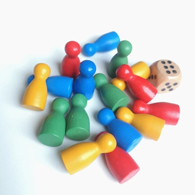 100 Pcs Colorful Wooden Chess  - đánh giá và giá Board Game Verdant